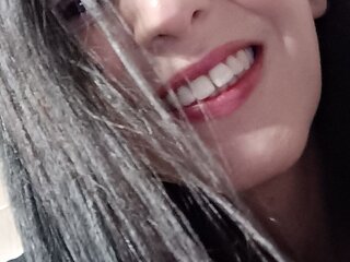 Join MonicaFerilli for Exclusive Live Webcam