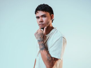 Join NickJackson for Exclusive Live Webcam